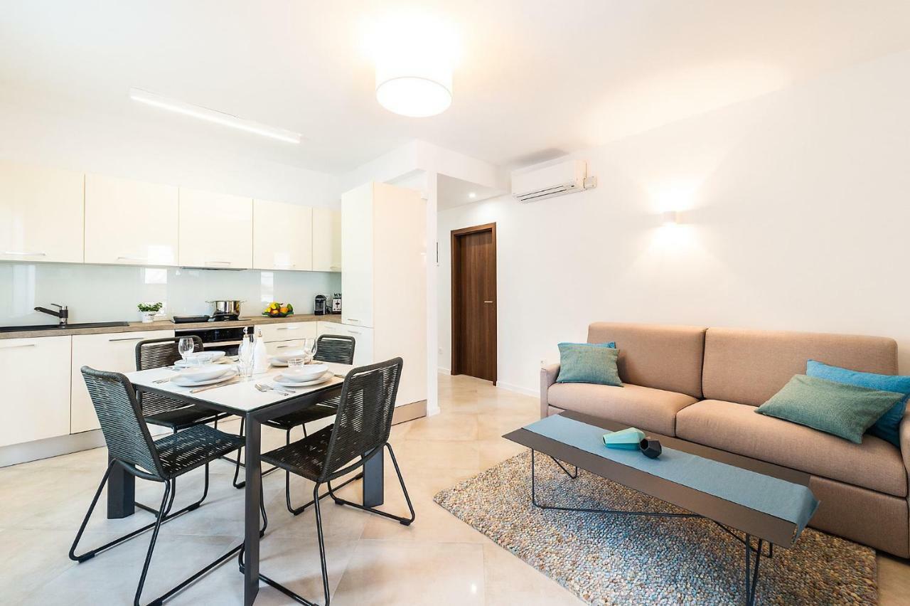 Apartment Auretta Новиград Экстерьер фото